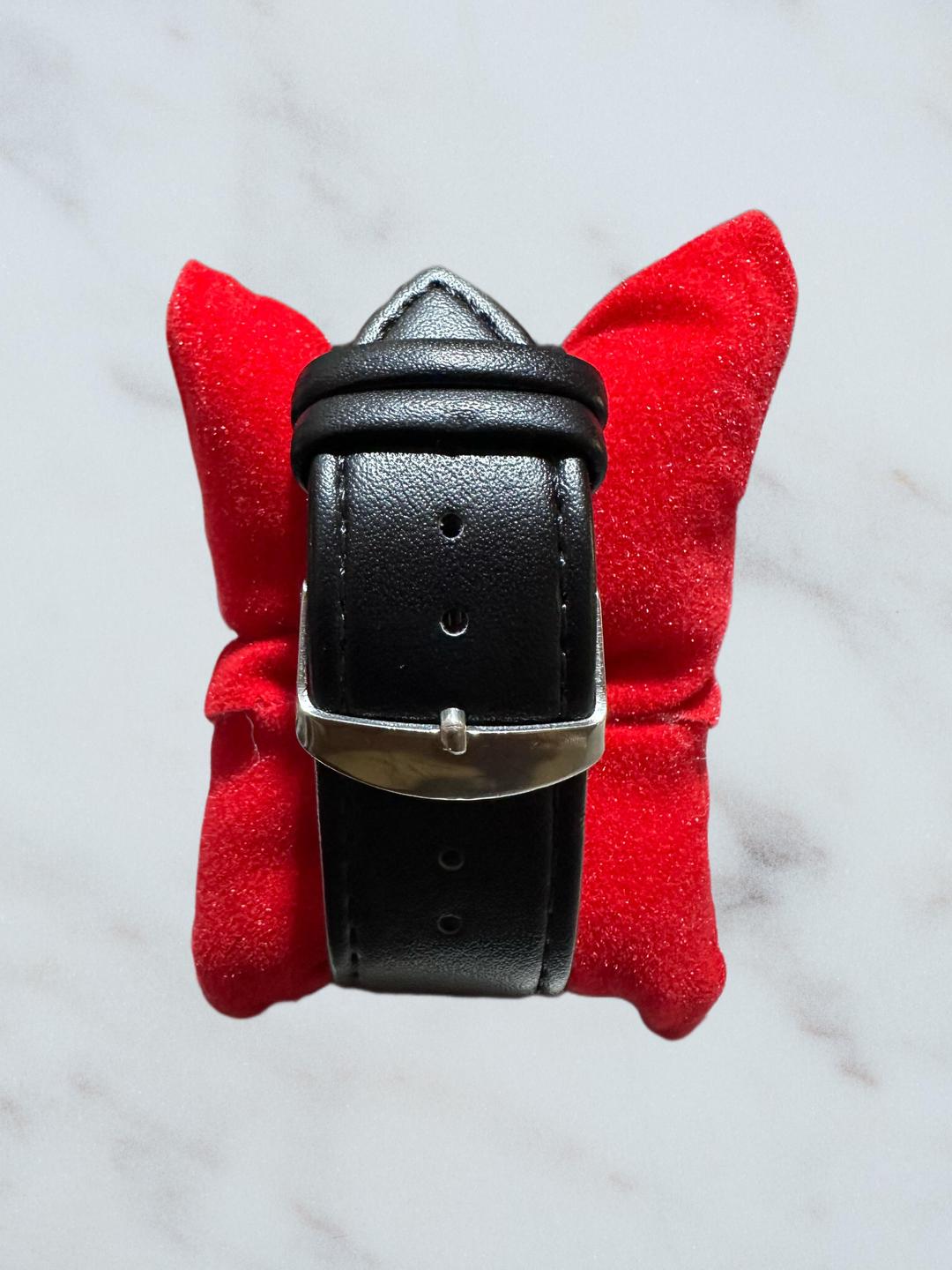 unisex square dial watch